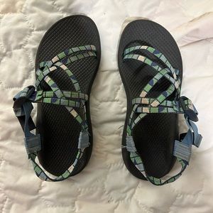 Chacos Size 8 - blue, toeless, great condition!